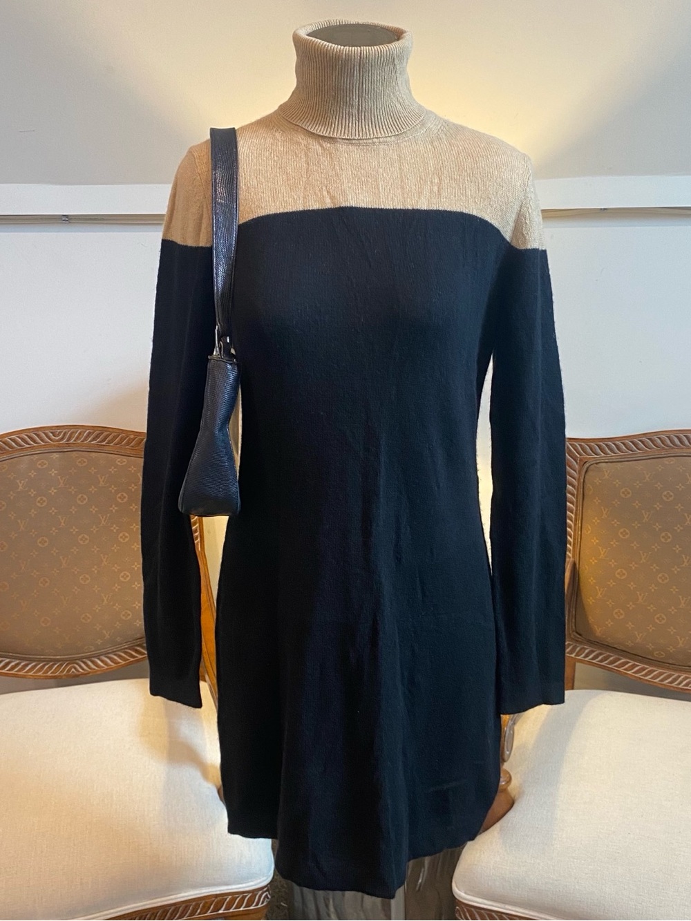 Theory 100% Cashmere Black and Cream Turtleneck Colorblock Long Sleeve Dress M/L